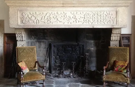 Lecture & Book Signing: The Heraldry of Fireplace Plaques by P. Palasi